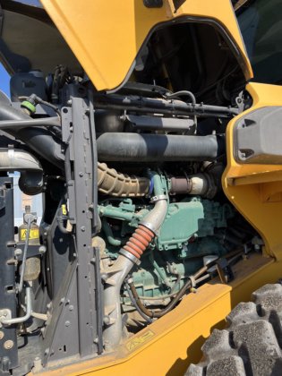 2018年沃尔沃 L70H