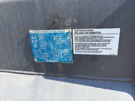 2018年沃尔沃 L70H