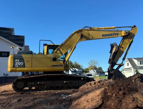 2011年式小松PC200LC-8