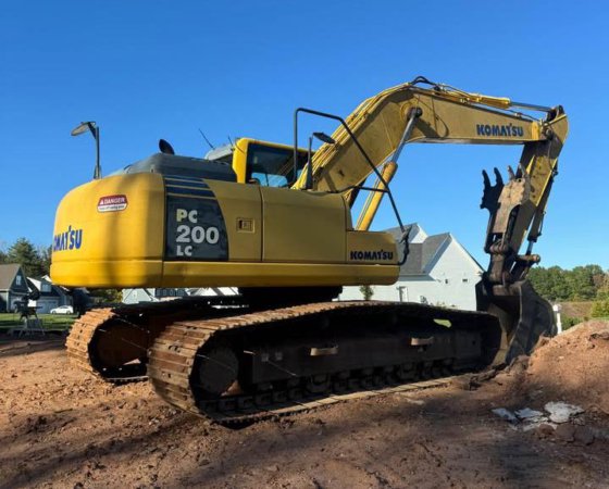 2011年式小松PC200LC-8