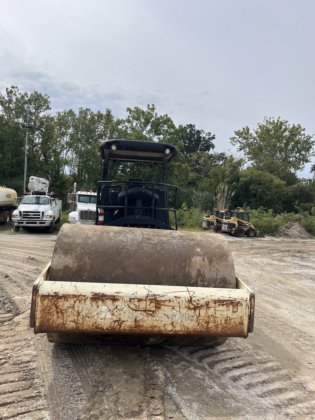 2006 年英格索兰 SD122DX