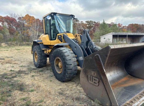 2015年沃尔沃L70G