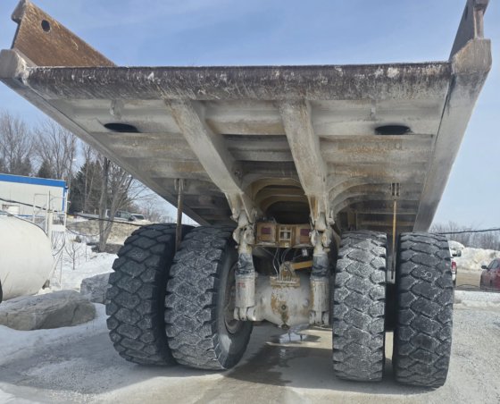 2004 Caterpillar 775E