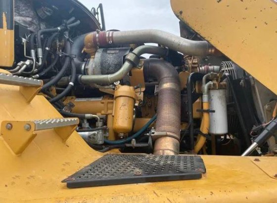 2008年卡特彼勒740