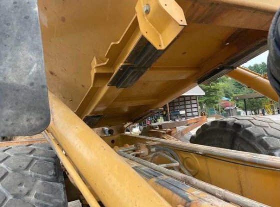 2008年卡特彼勒740