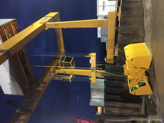 スタック 50トン