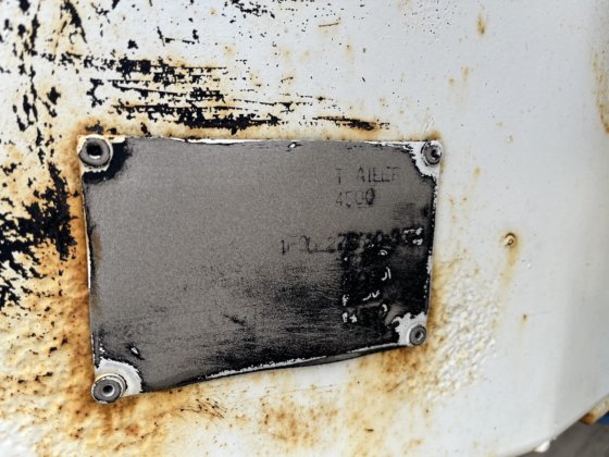 载货式金王杆式拖车