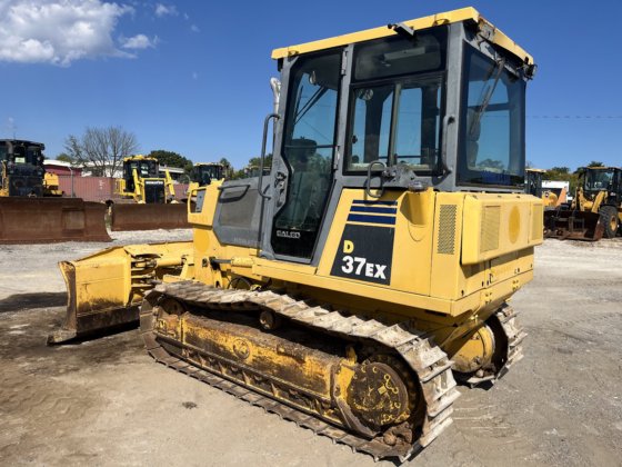 2004 クマツ D37EX-21