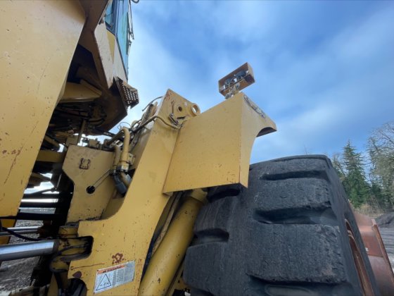 2002 Caterpillar 990