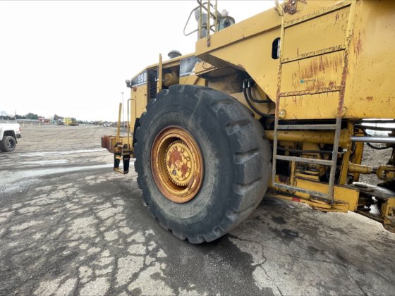 2002 Caterpillar 990