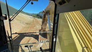 2011年 コマツ PC2000-8