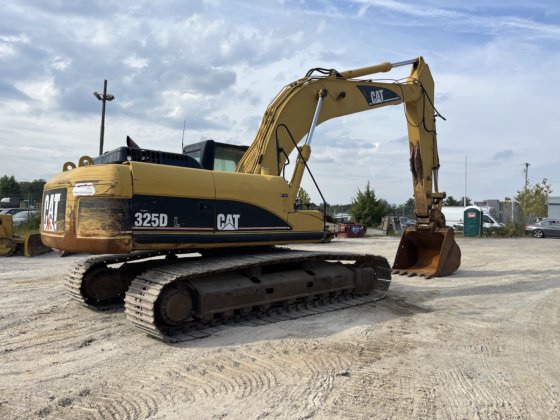 2006年卡特彼勒325DL