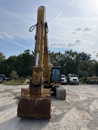 2006年卡特彼勒325DL