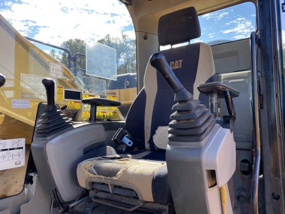 2014年キャタピラー 336FL