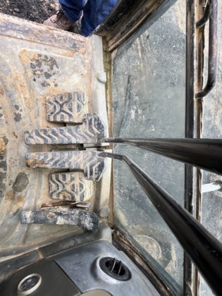 2008年卡特彼勒330DL