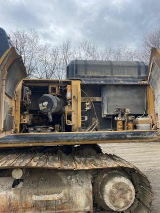 2008年卡特彼勒330DL