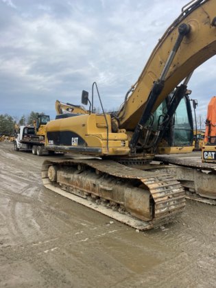 2008年卡特彼勒330DL