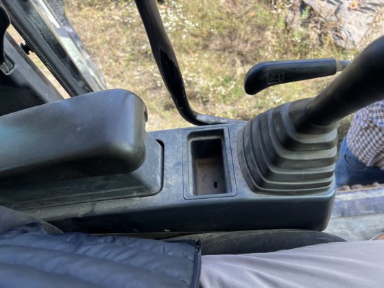 2003 Caterpillar 330CL