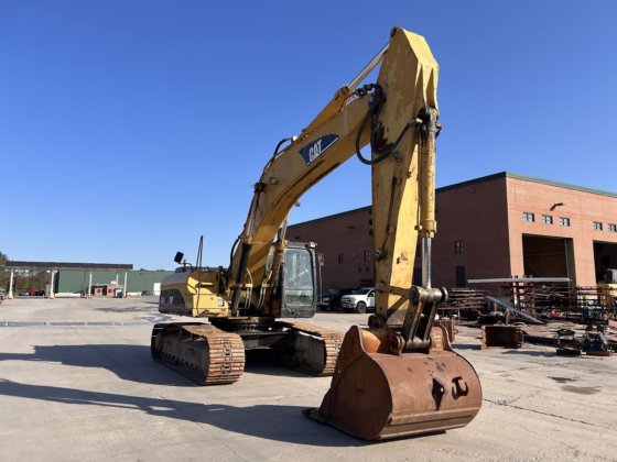 2003 Caterpillar 330CL