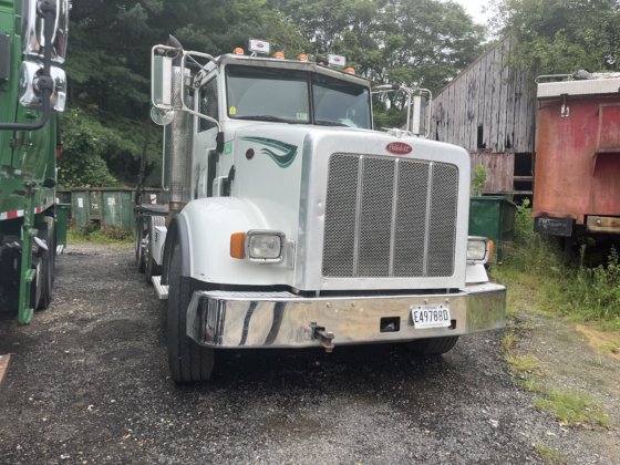 2013 Peterbilt 365