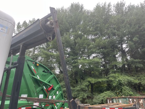 2013 Peterbilt 365