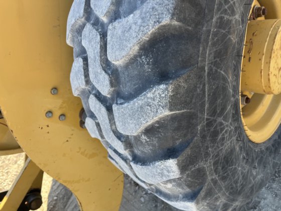 2011年キャタピラー 906H