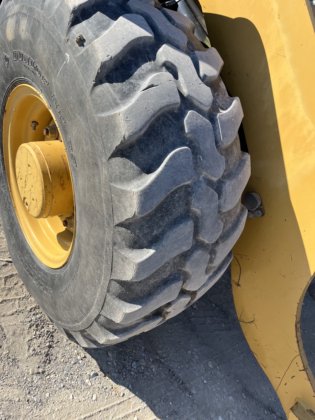 2011年キャタピラー 906H