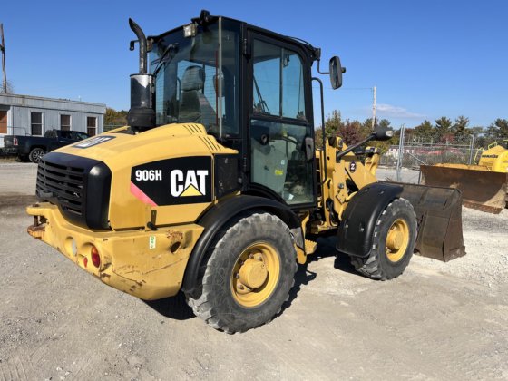 2011年キャタピラー 906H