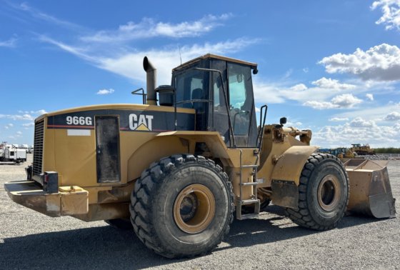 2002年卡特彼勒966G