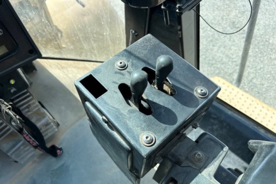 2002年卡特彼勒966G