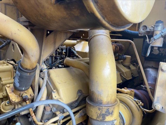 2000 Caterpillar 990