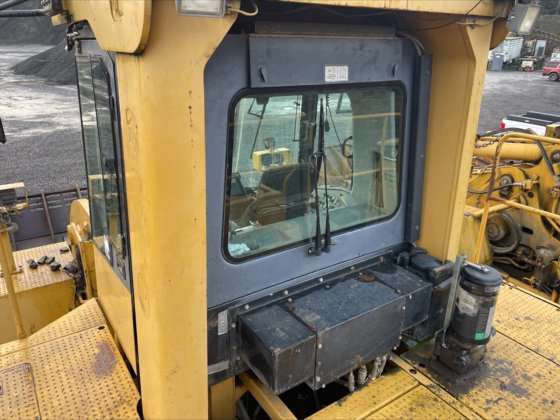 2000 Caterpillar 990