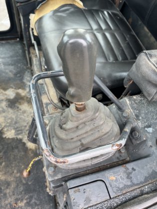 2002年 コマツ D39E