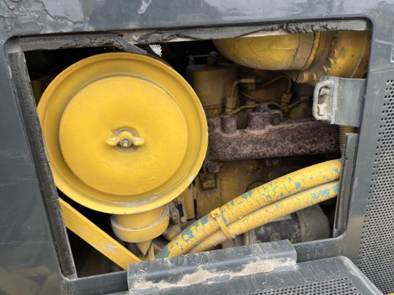 2002年 コマツ D39E