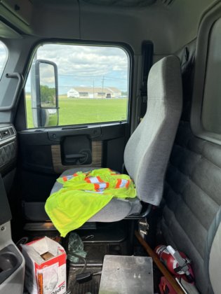 2016年 Freightliner 122SD