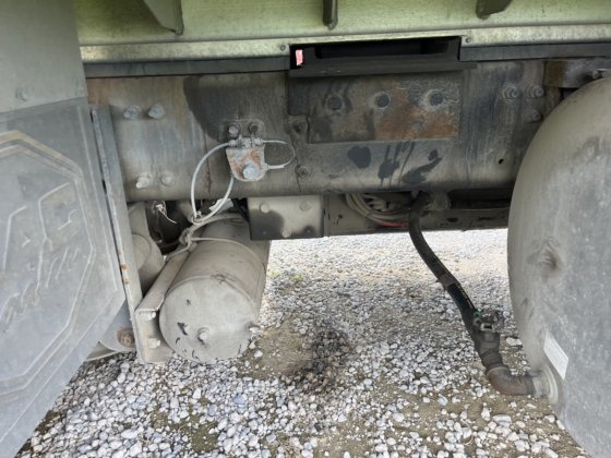 2016年 Freightliner 122SD