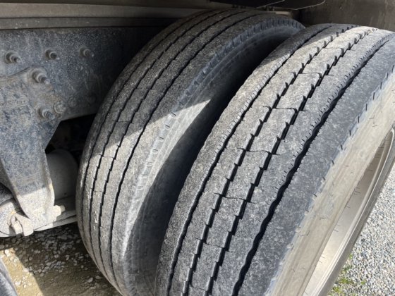 2016年 Freightliner 122SD