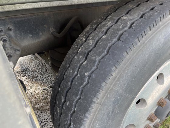 2016年 Freightliner 122SD