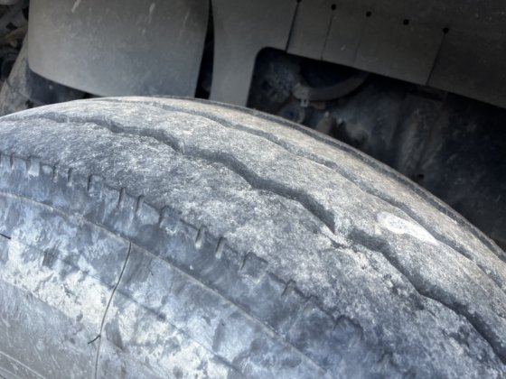 2016年 Freightliner 122SD