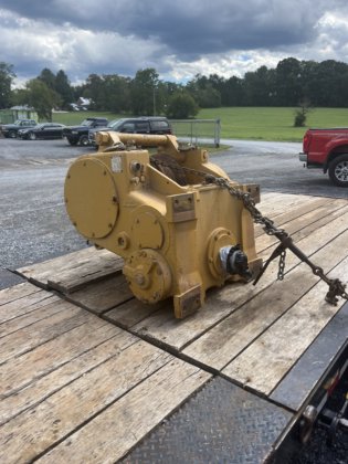 キャタピラー D6T