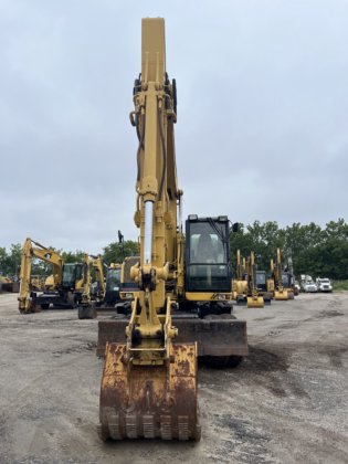 2000 Caterpillar M318