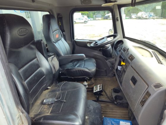 2018 ピータービルト 337-サービストラック