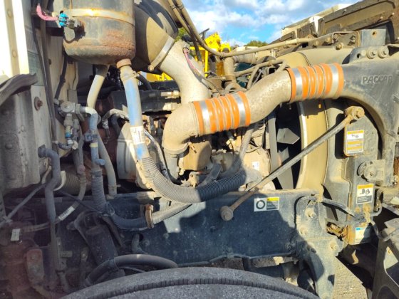 2018 ピータービルト 337-サービストラック