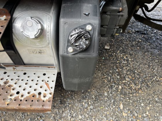 2017 Freightliner M2-106