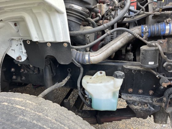 2017 Freightliner M2-106