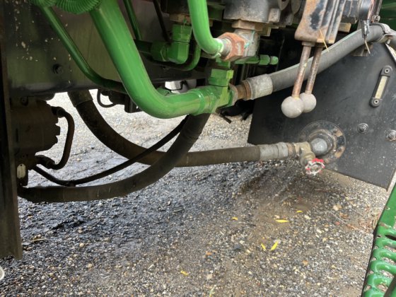 2017 Freightliner M2-106