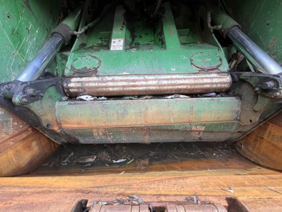 2017 Freightliner M2-106