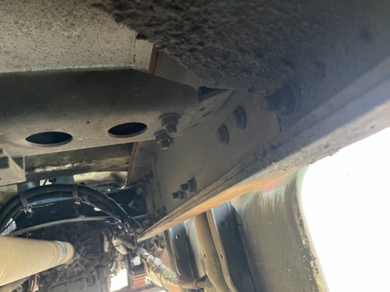 2017 Freightliner M2-106