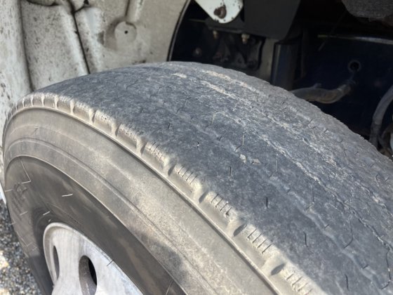 2017 Freightliner M2-106