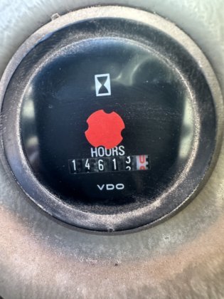 2011年式ボルボL90F